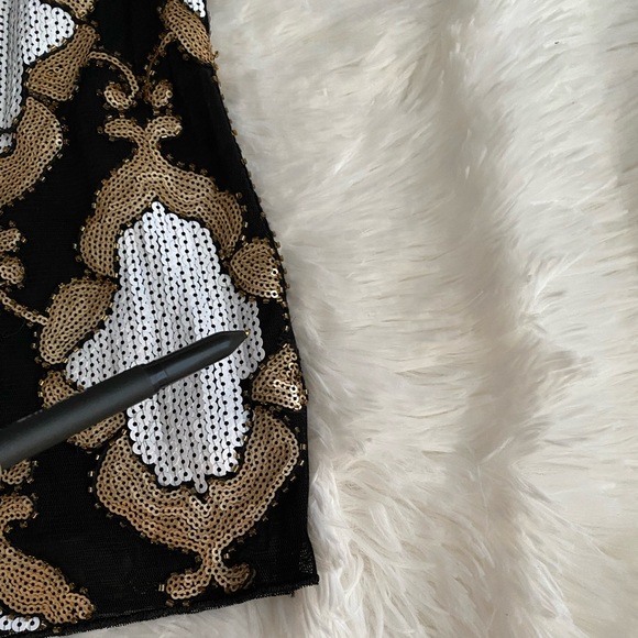 Fashion Nova NWT Sequin Mini Skirt Black Gold White Mesh Lined size XL - Picture 15 of 15